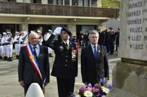 remise_de_la_fourragere_33.jpg - JPEG - 84.3 ko - 960×636 px